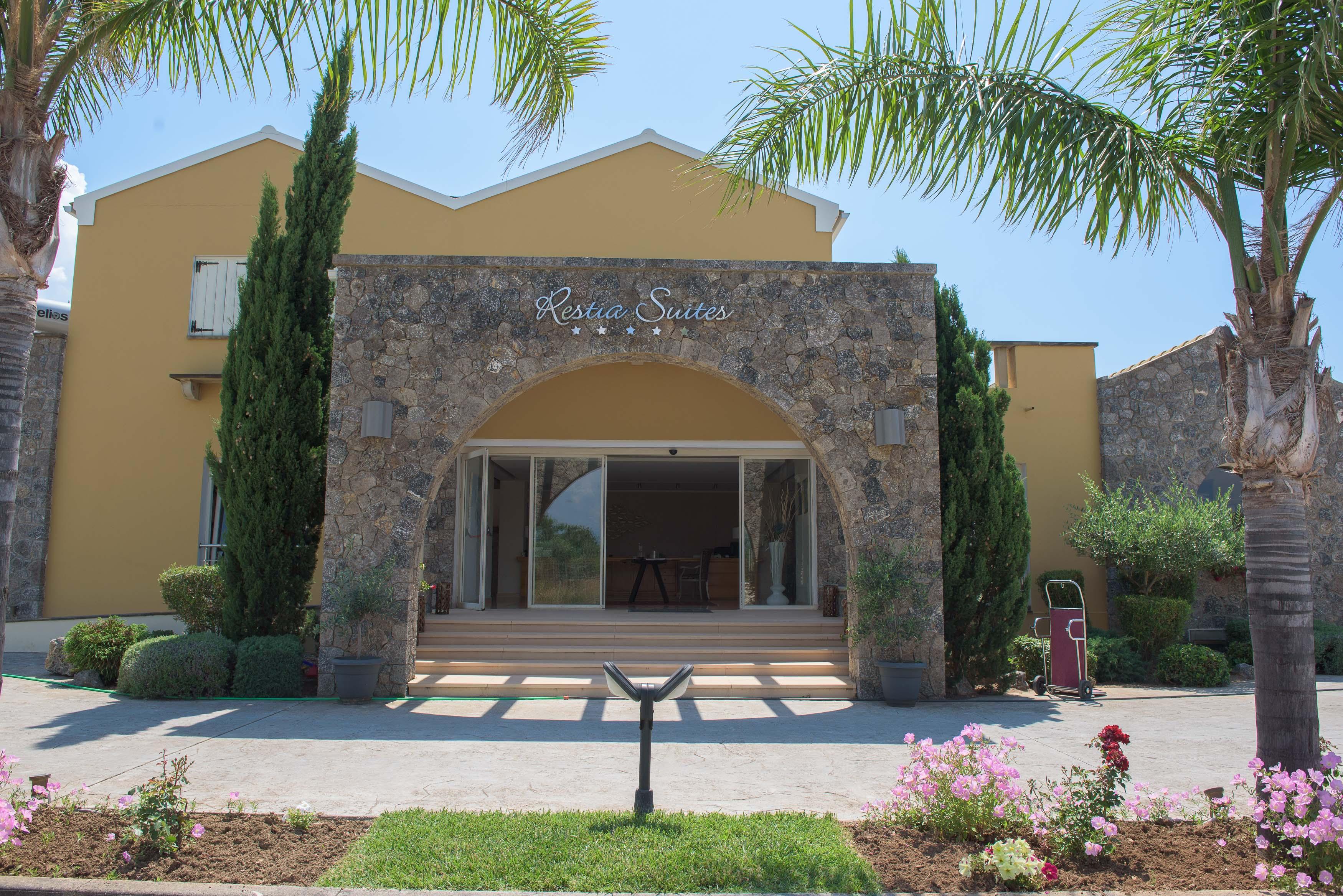 Restia Suites Exclusive Resort (Adults Only) Ахарави Экстерьер фото
